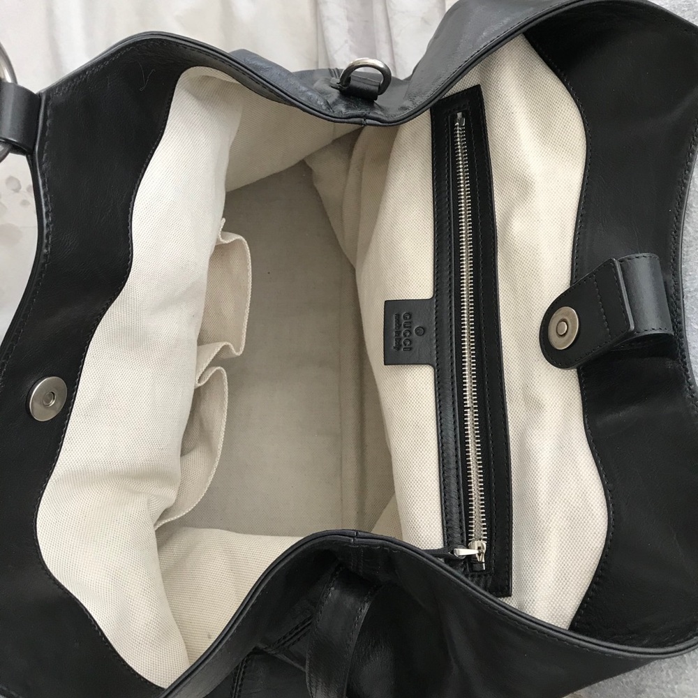 Mint Condition Authentic Black Leather Gucci Purse - image 4